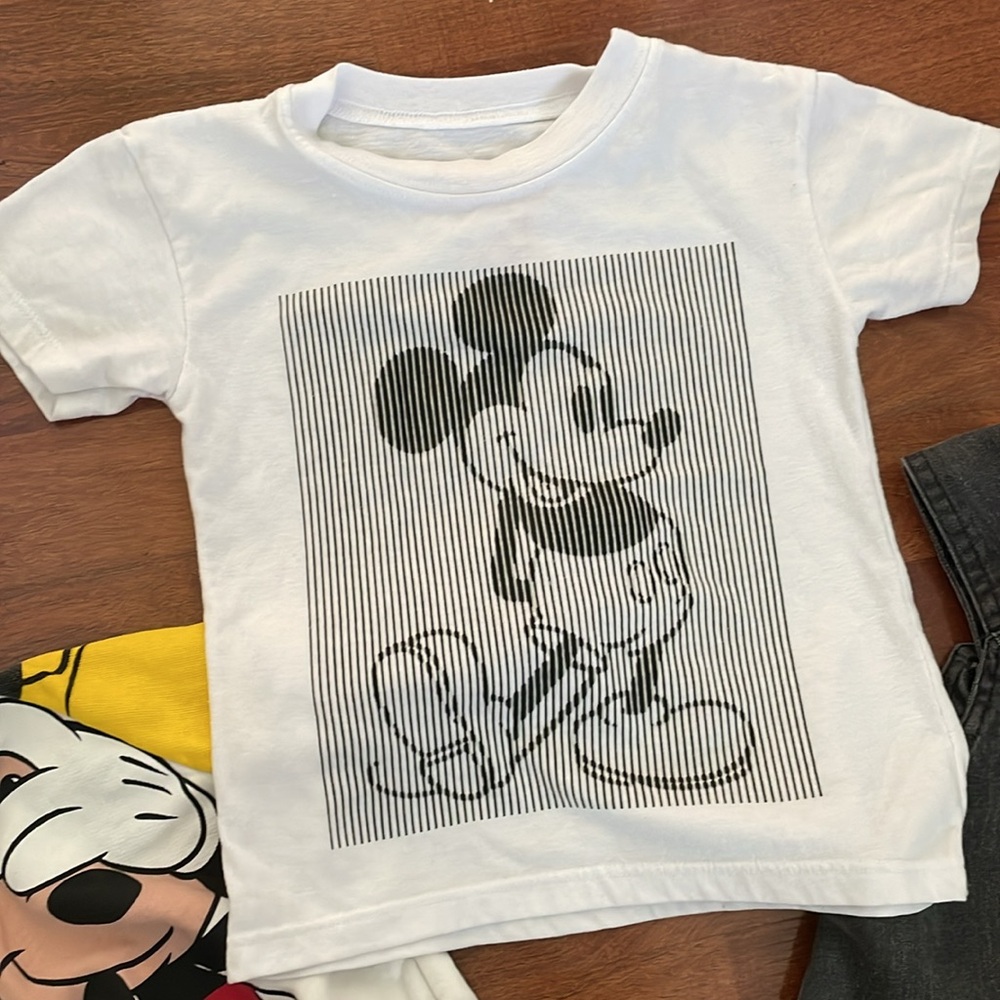 Mickey Mouse Clothing - Picture 12 of 16